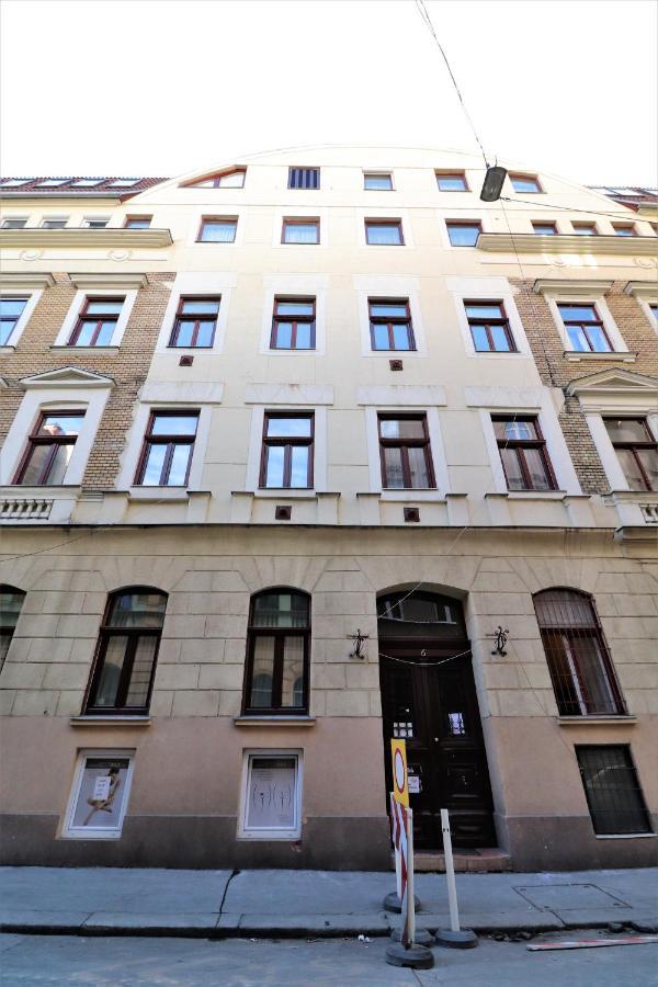 Andrassy Avenue Exclusive Apartamento Budapeste Exterior foto